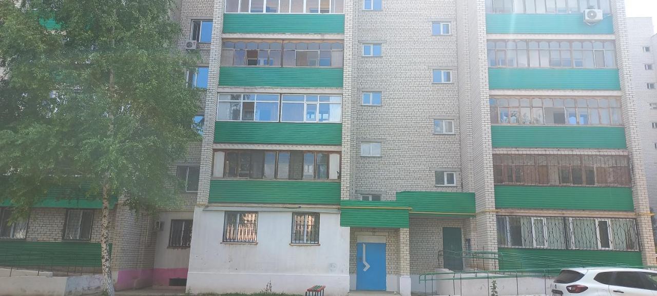 1-Комнатная Квартира Uralsk Exterior foto